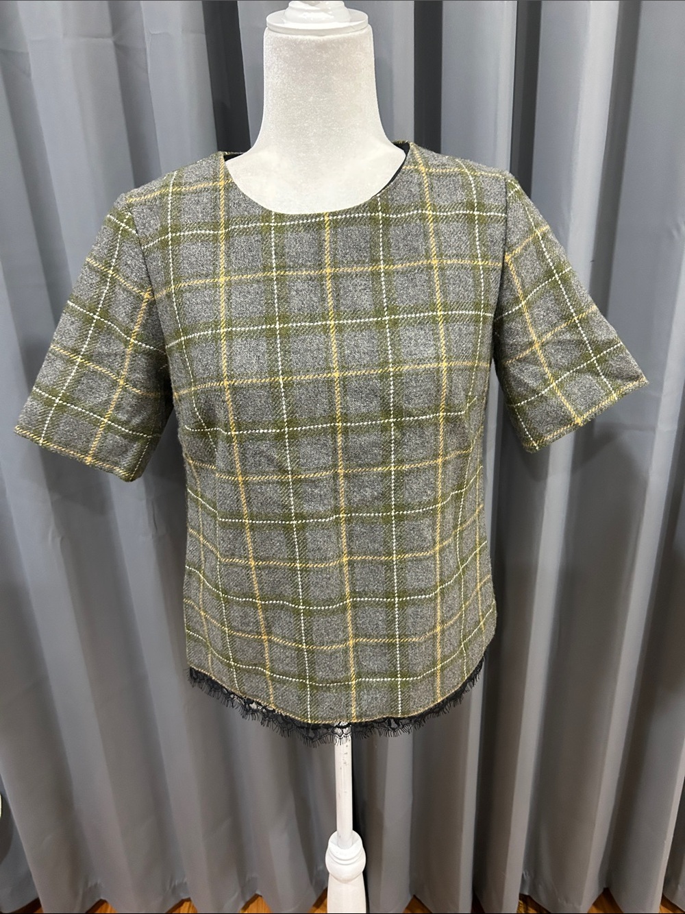 Banana Republic Olive Plaid Short-Sleeve Tweed Top
